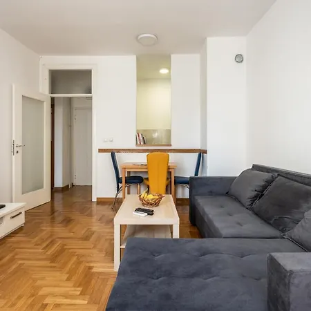 Apartment Arena Premium